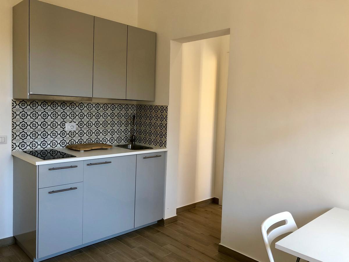Termini Station Little House Apartment Roma Ngoại thất bức ảnh