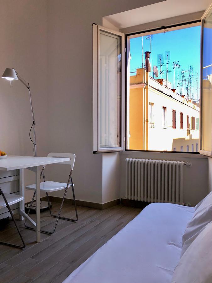 Termini Station Little House Apartment Roma Ngoại thất bức ảnh