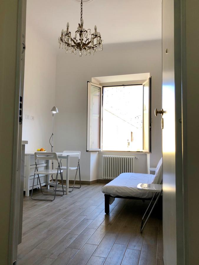 Termini Station Little House Apartment Roma Ngoại thất bức ảnh
